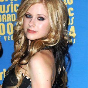 Avril Lavigne Long Curly Hairstyle