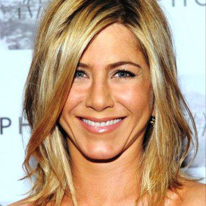 Celebrity Medium Layered Hairstyles