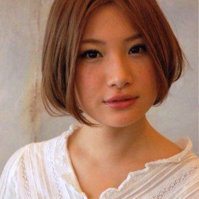 Center Parted Short Japanese Hairstyle