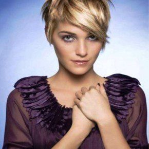 Feminine Short Layered Hairstyles