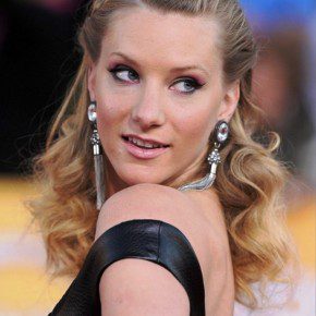 Heather Morris Half Up Half Down Prom Curly Hairstyle