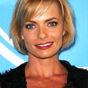 Jaime Pressly Short Blonde Bob Hairstyle