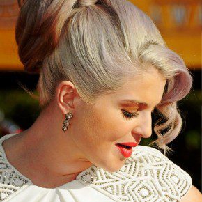 Kelly Osbourne Loose Ponytail Updos