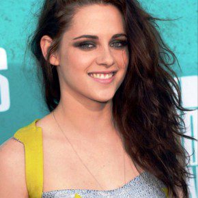 Kristen Stewart Long Wavy Hairstyle