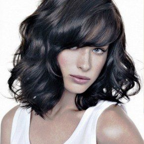 Medium Wavy Hairstyles For Black Hair