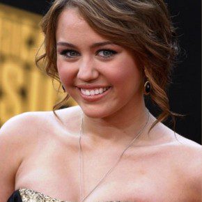 Miley Cyrus Medium Hairstyle