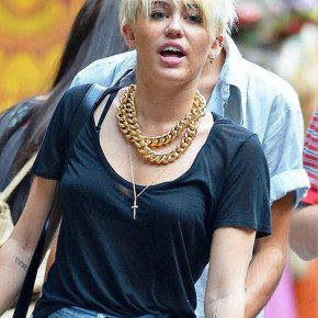 Miley Cyrus Short Hairstyles1