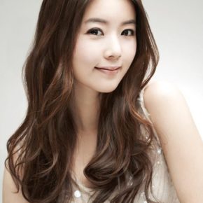 Popular Korean Hairstyles For Women 2012