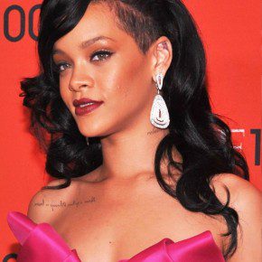 Rihanna Long Black Wavy Hairstyles