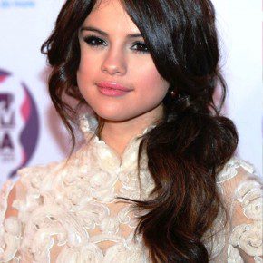 Selena Gomez Long Black Loose Ponytail Hairstyle