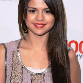 Selena Gomez Long Sleek Hairstyle With Layers