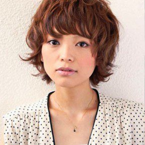 Short Curly Japanese Hairstyles