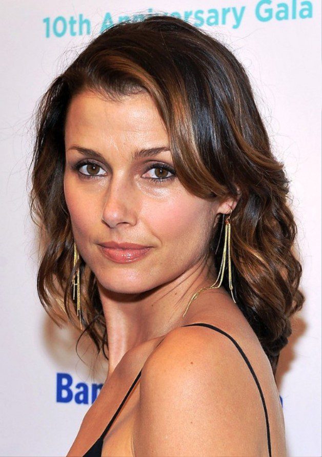 Short Wavy Hairstyles For Round Faces Hairstyles Ideas - Short Wavy ...