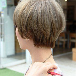 Stylish Short Straight Haircut For Women