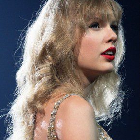 Taylor Swift Curly Hairstyle With Soft Wispy Bangs