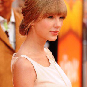 Taylor Swift Loose Updo Hairstyle With Blunt Bangs