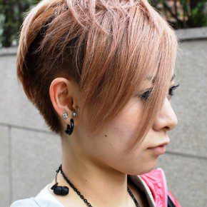 Trendy Short Haircut For Women