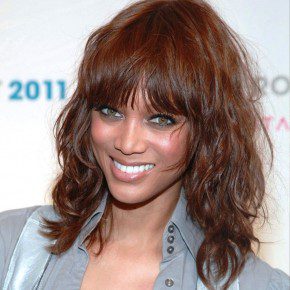 Tyra Banks Medium Curly Hairstyle