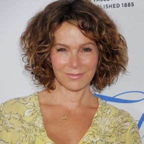 curly hairstyles for women over 50