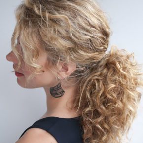 curly ponytail hairstyles