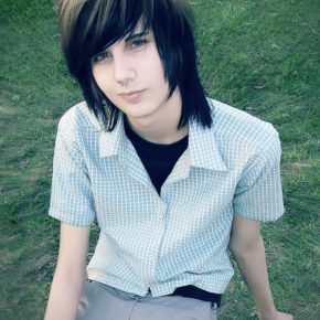 emo guy hairstyles 2009