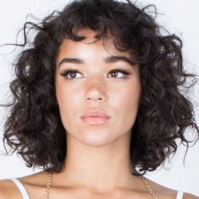 hairstyles for short curly hair